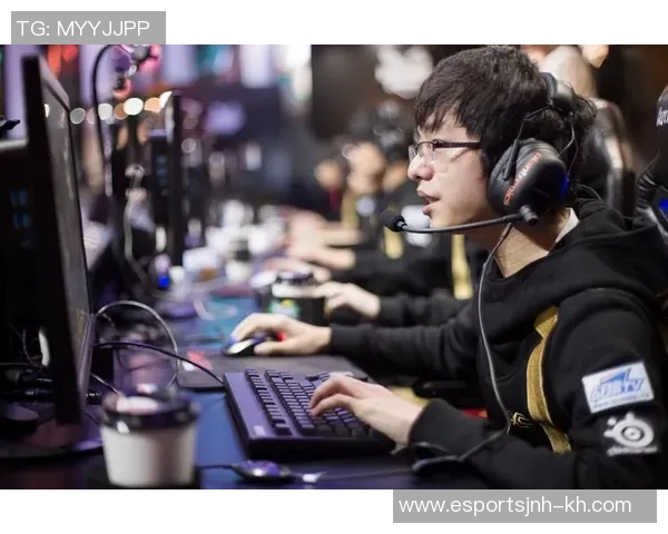 电竞实时数据分析聚焦LNG团队协作提升CSGO竞技表现